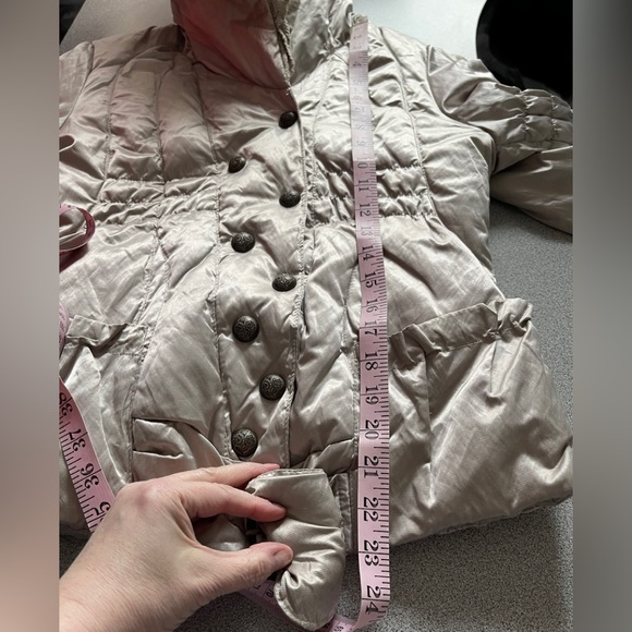Tuleh Creamy Champaign Satiny Puffer Coat Size 38 - Picture 15 of 16